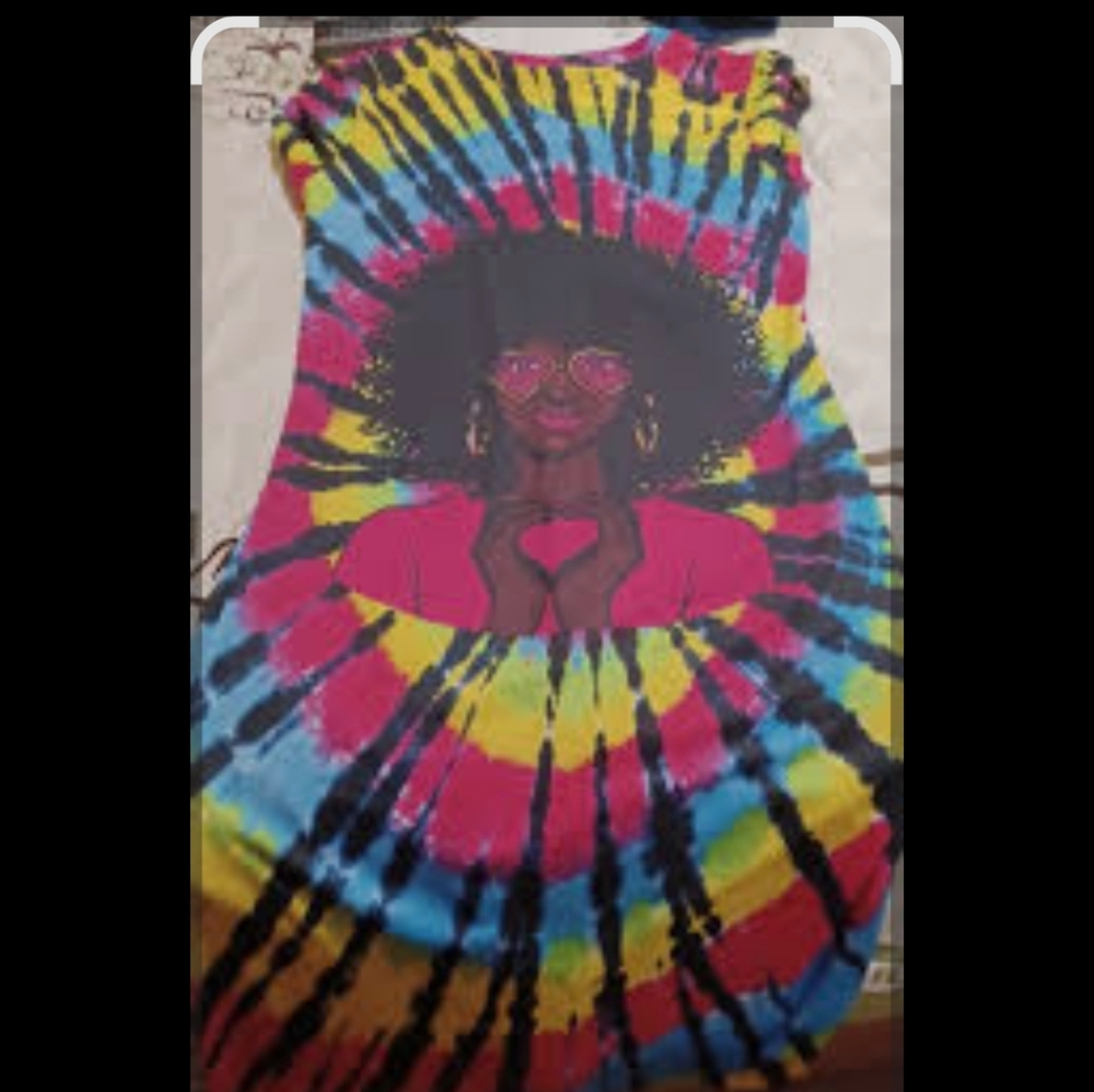 Colorful Tie-Dye Dress with Heart Design - Picture 5 of 5